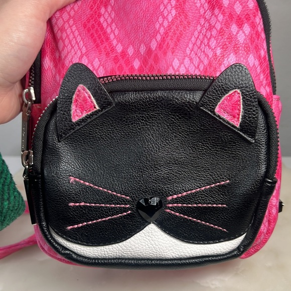 Womens Betsy Johnson Kitsch Fushia animal print snake skin Mini Backpack - Picture 2 of 10